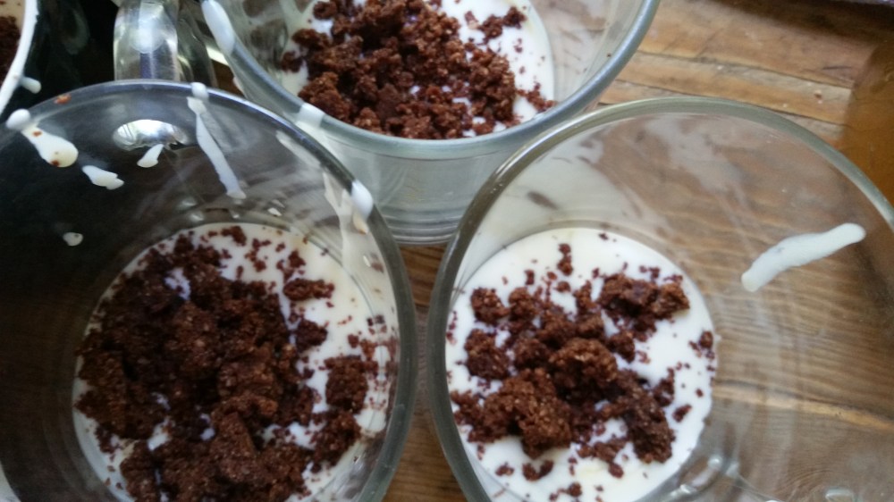 cookies and cream ice cream cups