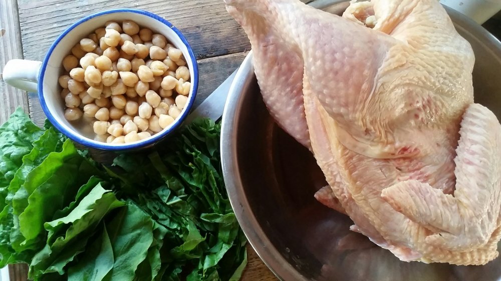 Chicken chickpeas and spinach Chicken and spinach stew 1